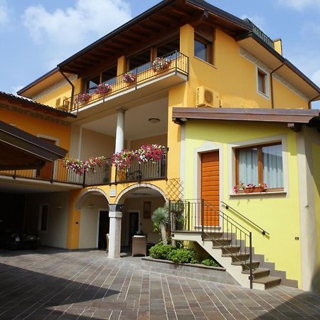 Agriturismo Il Barone Moniga del Garda Exterior foto